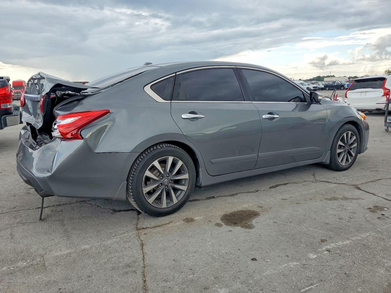 2017 NISSAN ALTIMA 2.5 SV — снимка 3