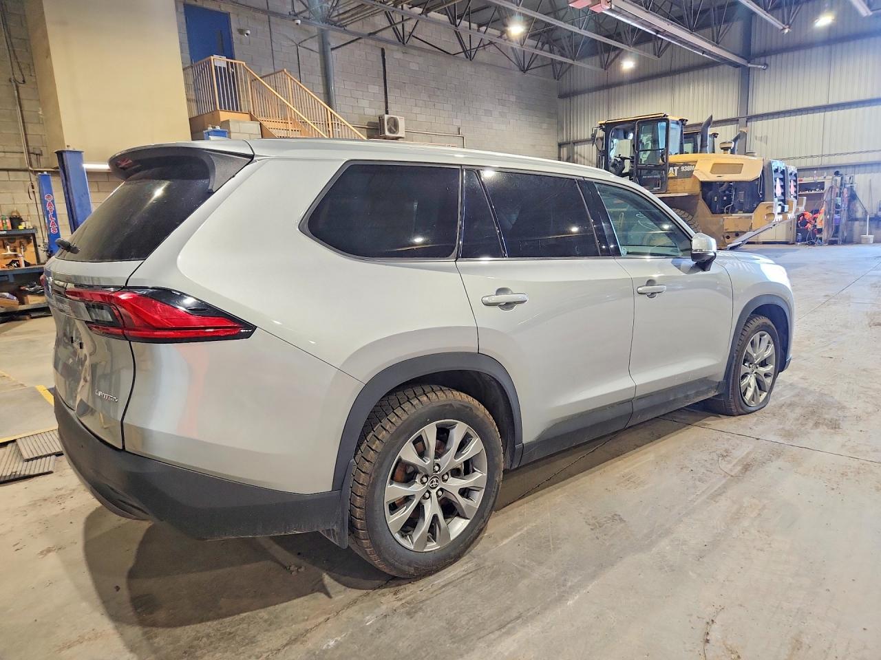 2024 TOYOTA GRAND HIGHLANDER XLE — снимка 3