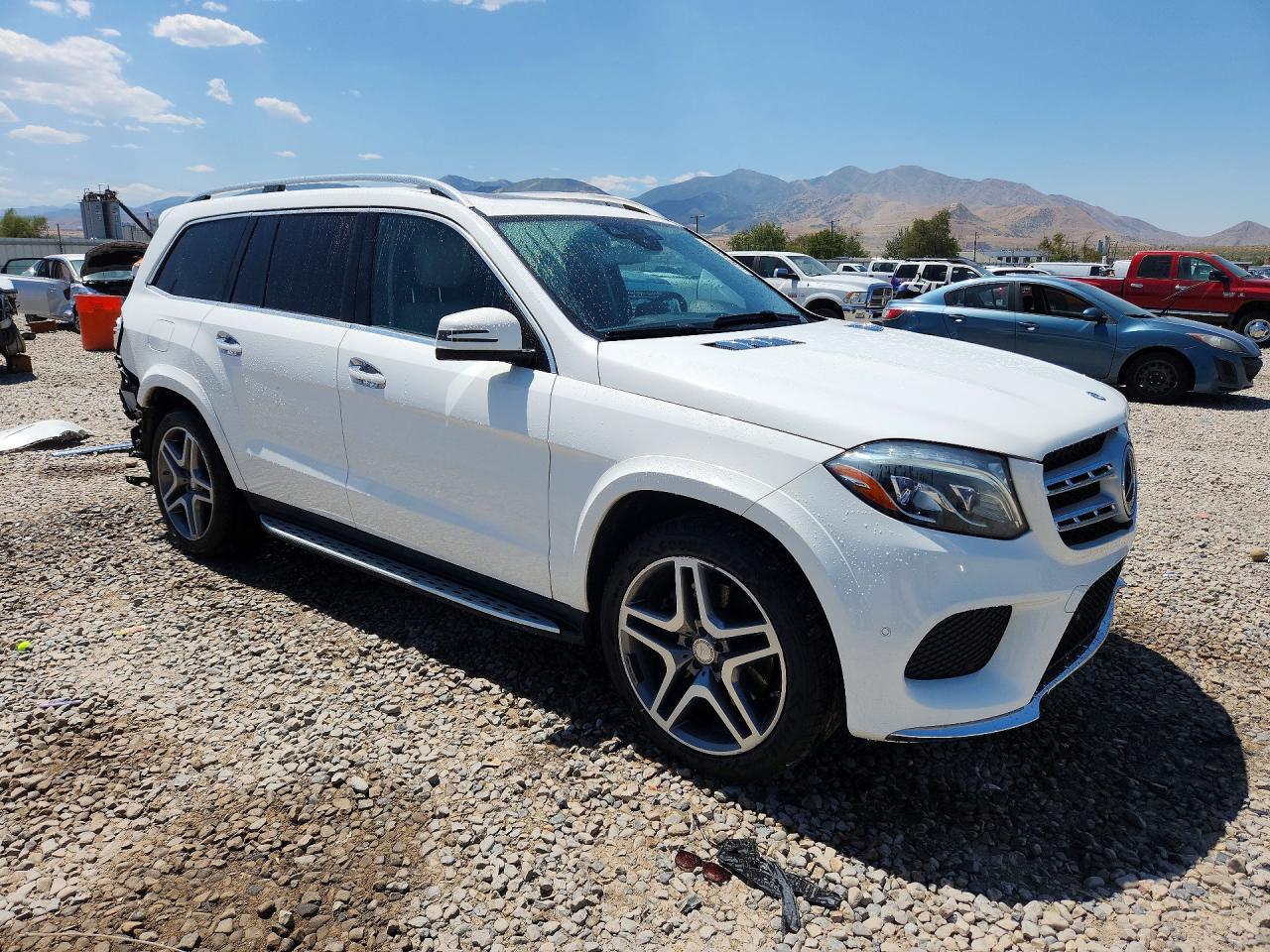 2017 MERCEDES-BENZ GLS 550 4MATIC — снимка 4