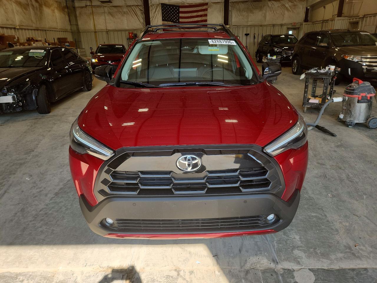 2026 TOYOTA COROLLA CROSS XLE — снимка 5