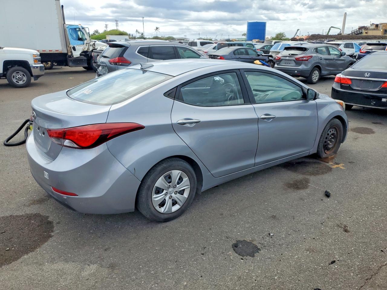 2016 HYUNDAI ELANTRA SE — снимка 3