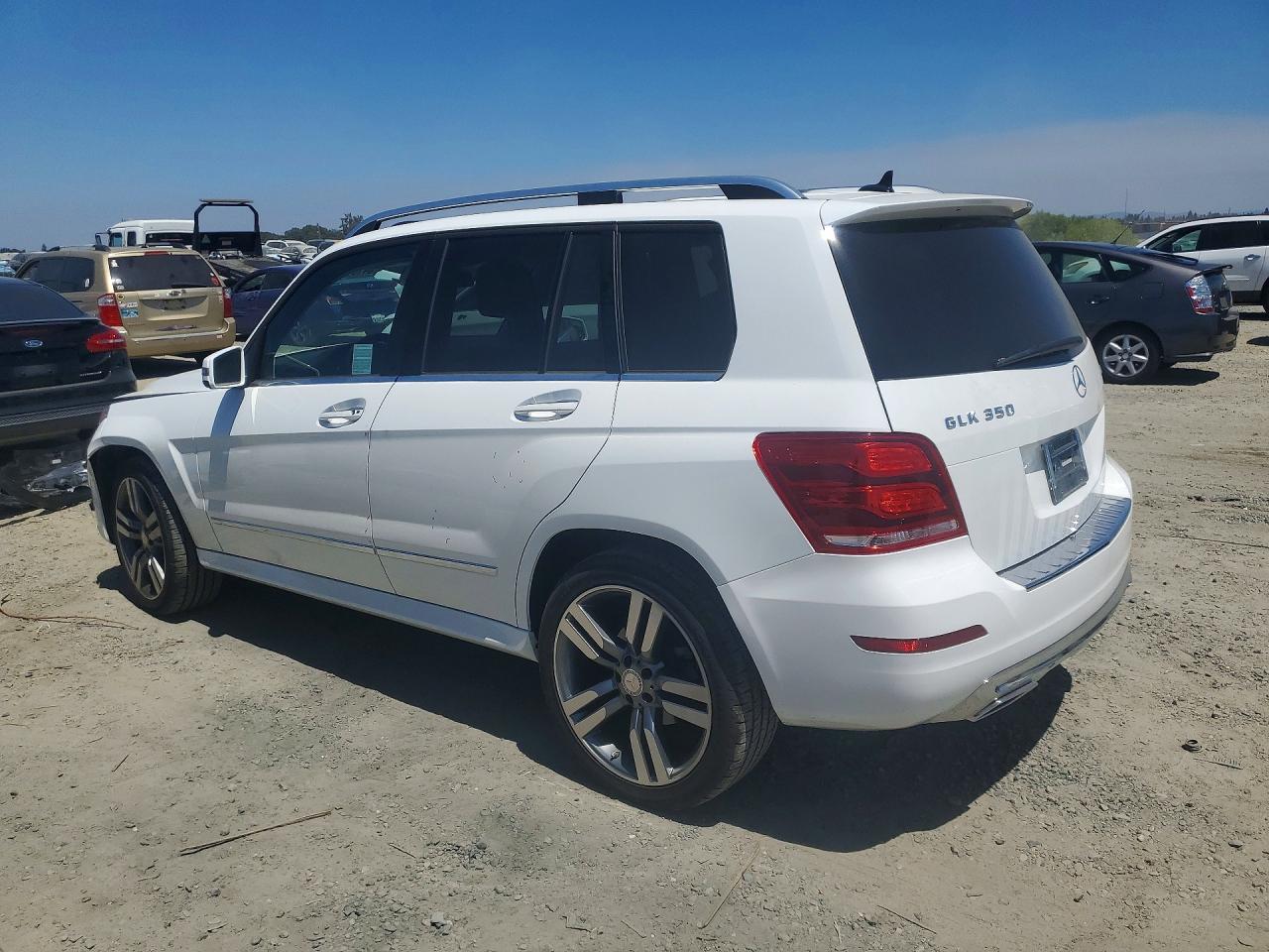 2015 MERCEDES-BENZ GLK 350 4MATIC — снимка 2