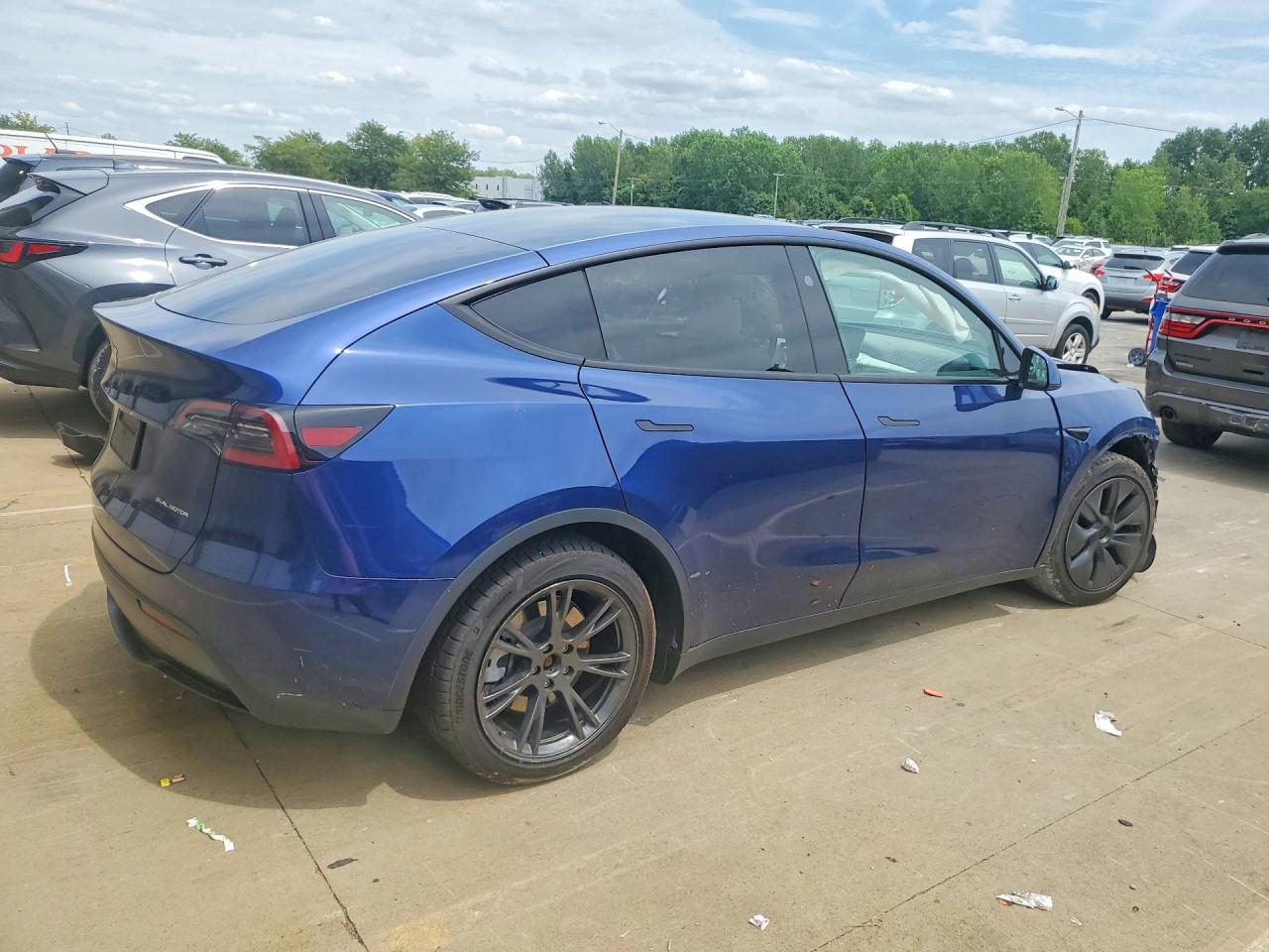 2024 TESLA MODEL Y — снимка 3