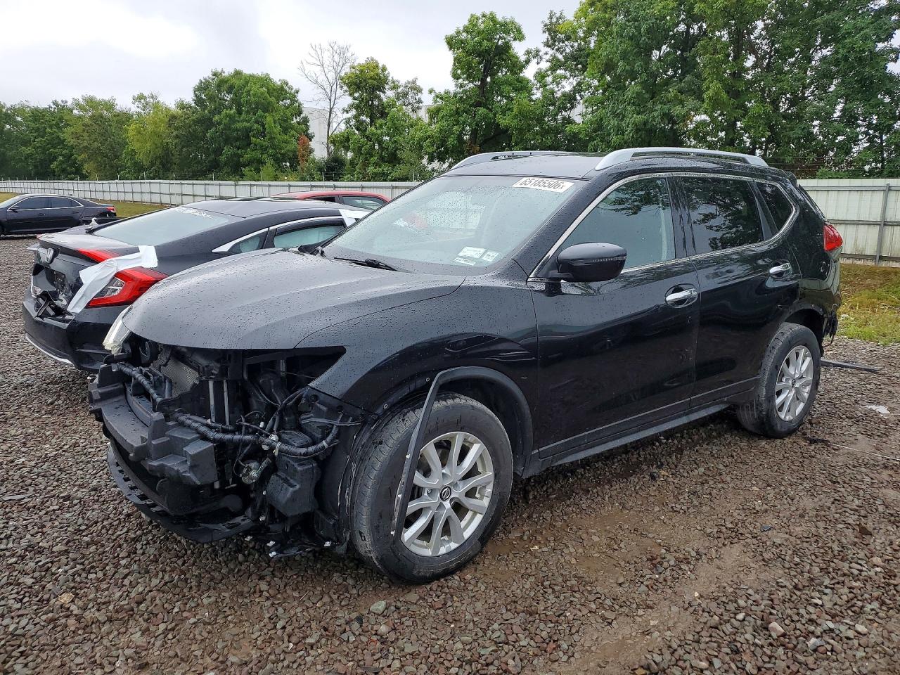 2017 NISSAN ROGUE SV
