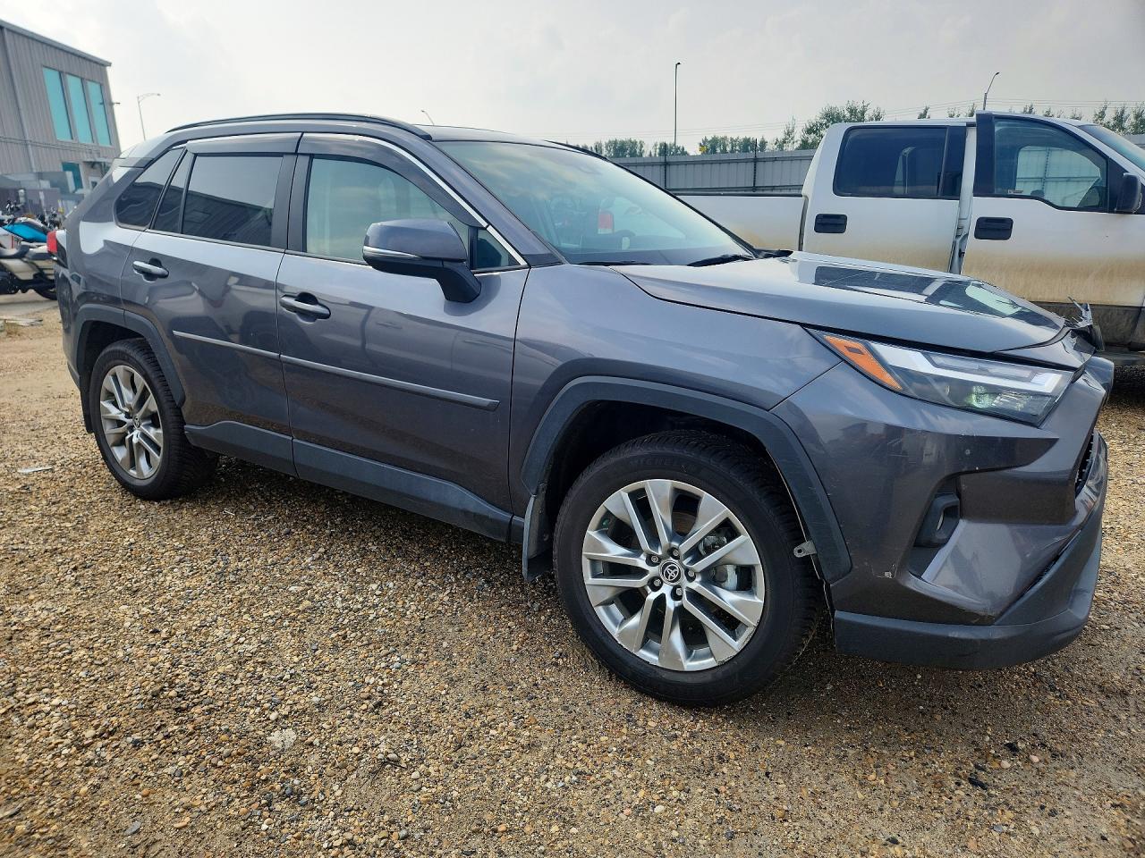 2022 TOYOTA RAV4 XLE — снимка 4