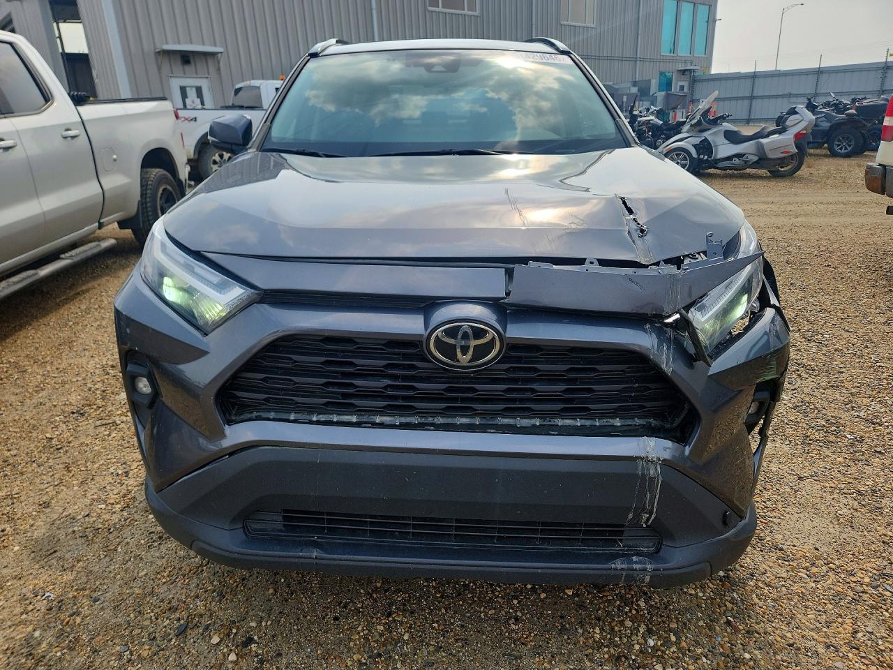 2022 TOYOTA RAV4 XLE — снимка 5
