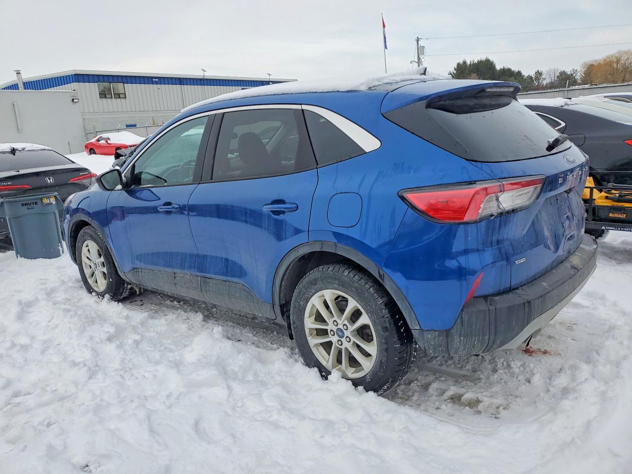 2022 FORD ESCAPE SE — снимка 2
