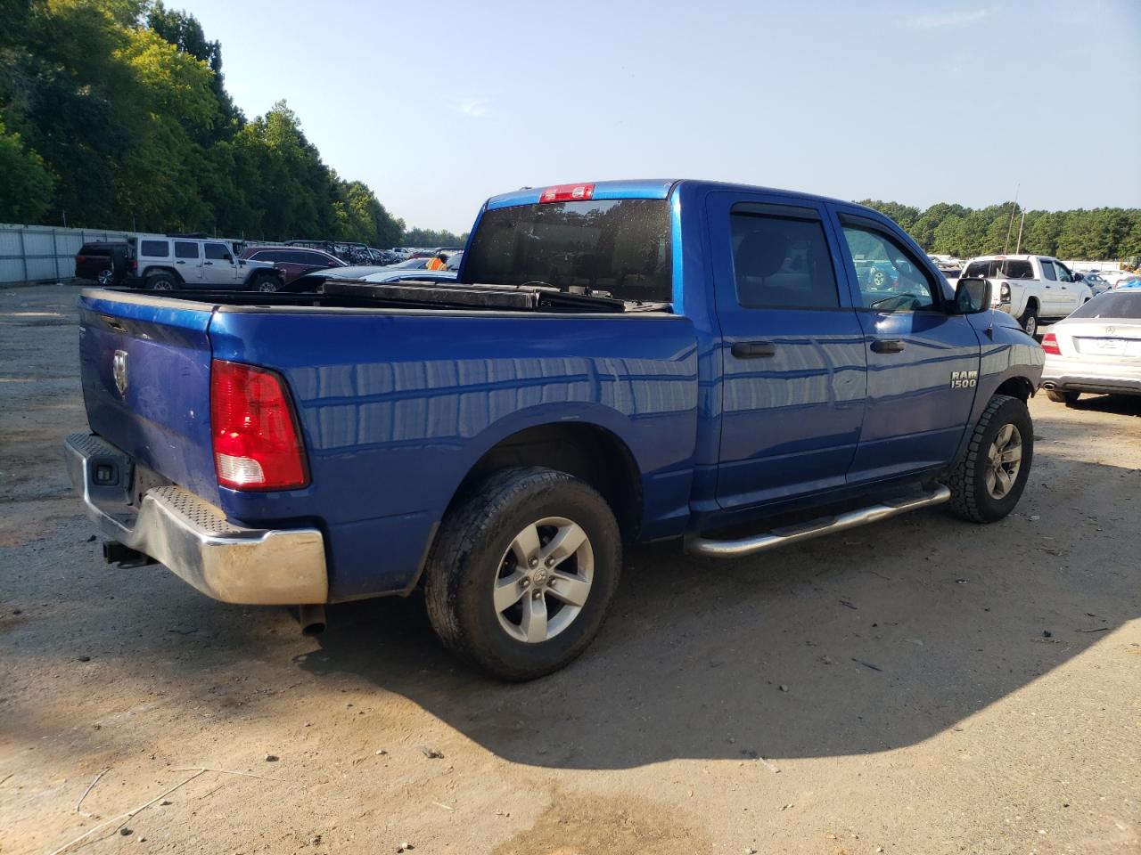 2017 RAM 1500 ST — снимка 3