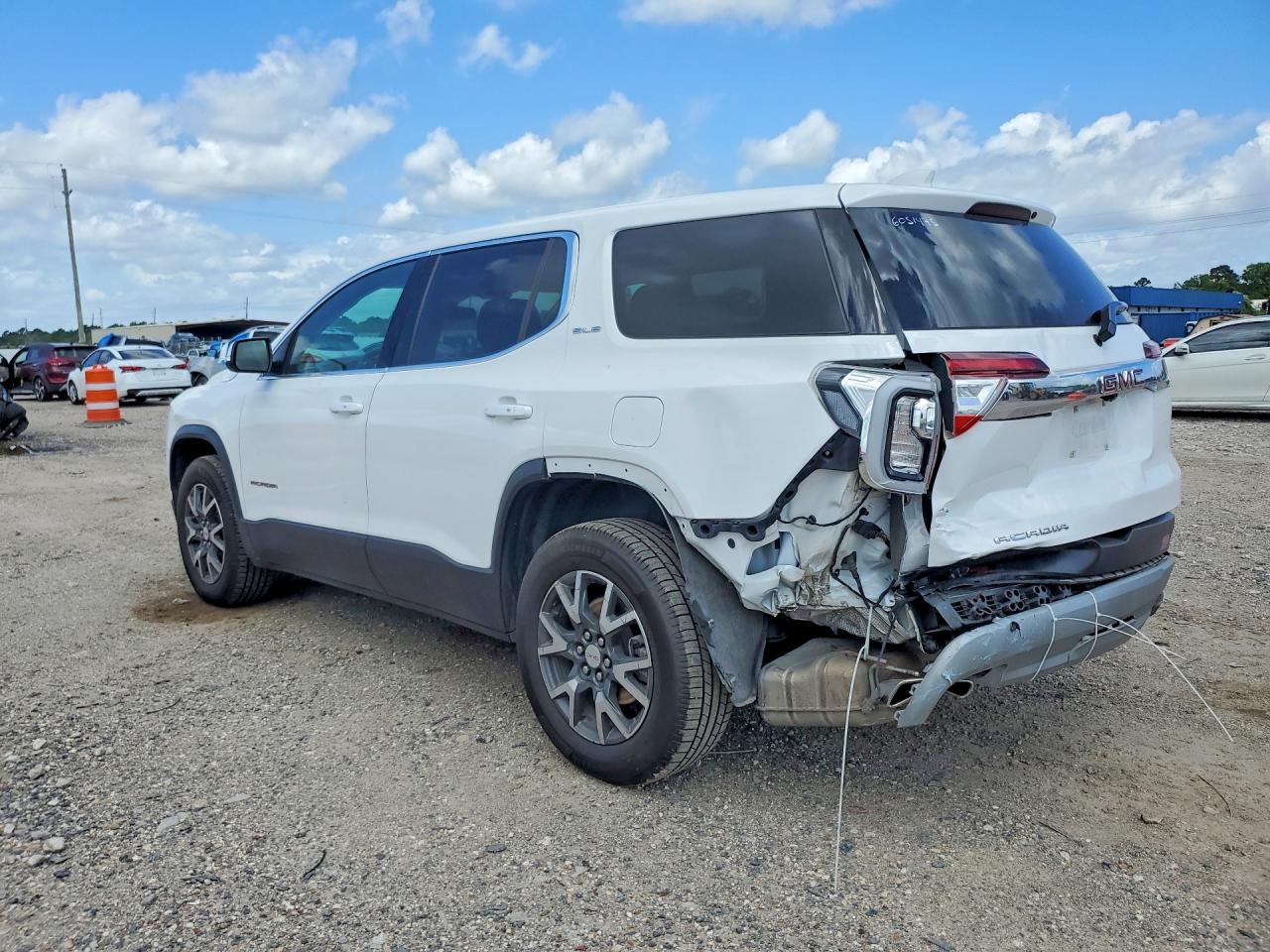 2023 GMC ACADIA SLE — снимка 2