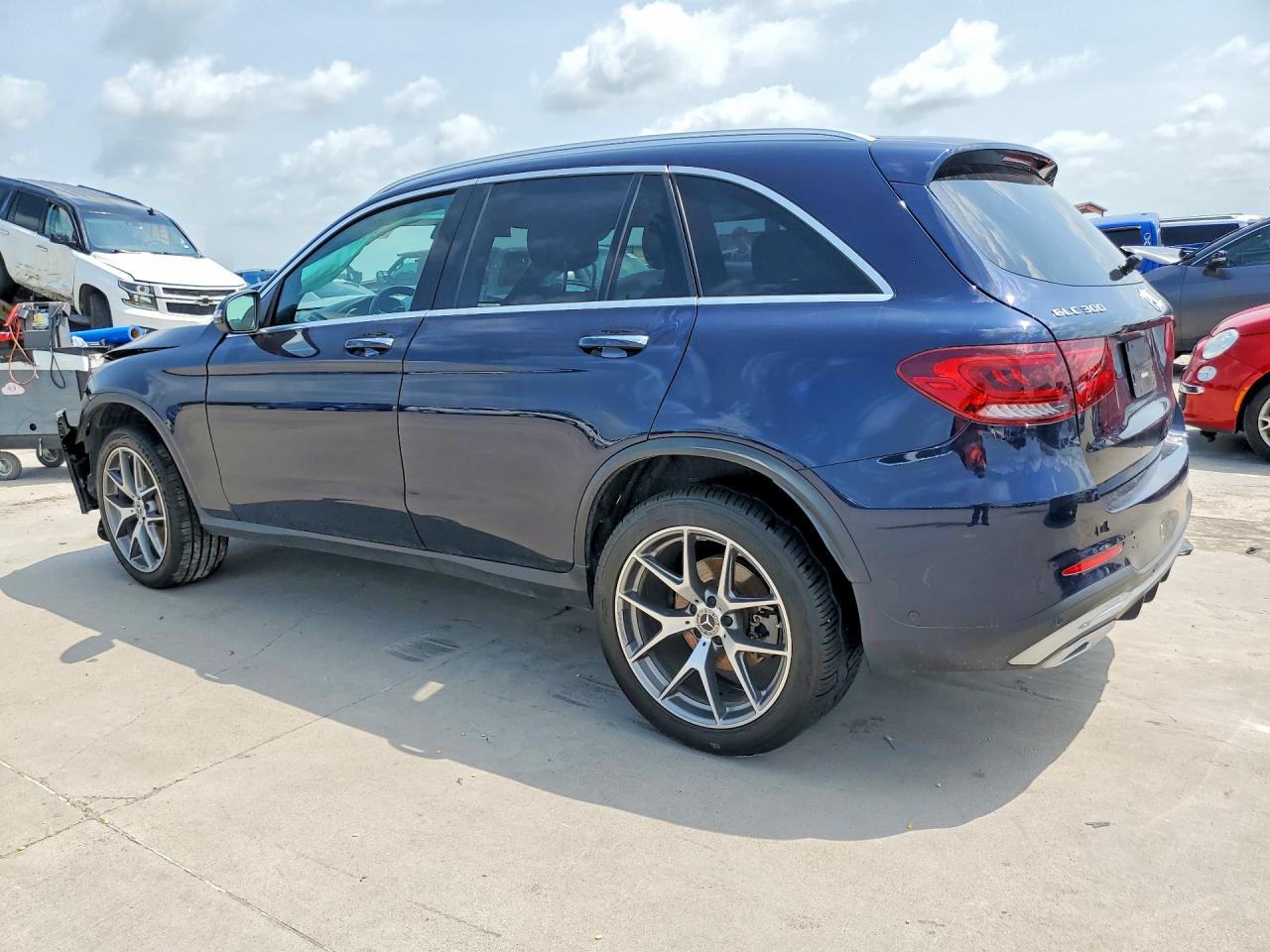 2021 MERCEDES-BENZ GLC 300 4MATIC — снимка 2