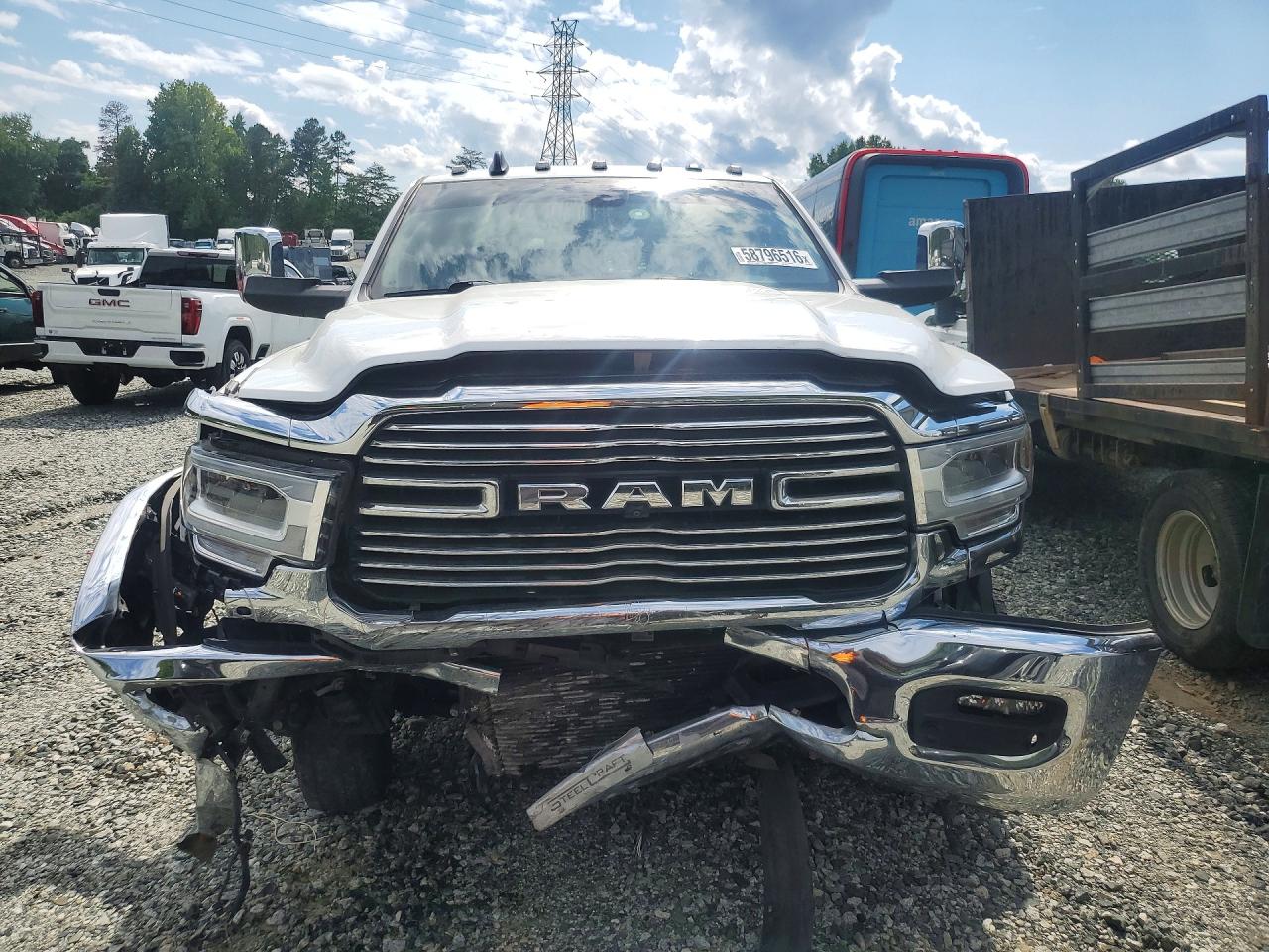 2022 RAM 3500 LARAMIE — снимка 5