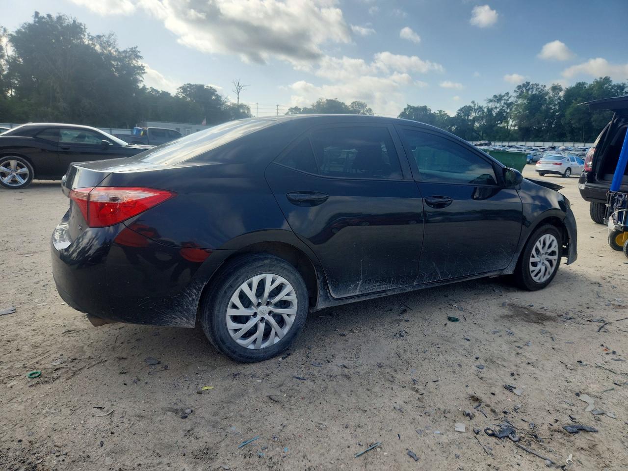 2019 TOYOTA COROLLA LE — снимка 3