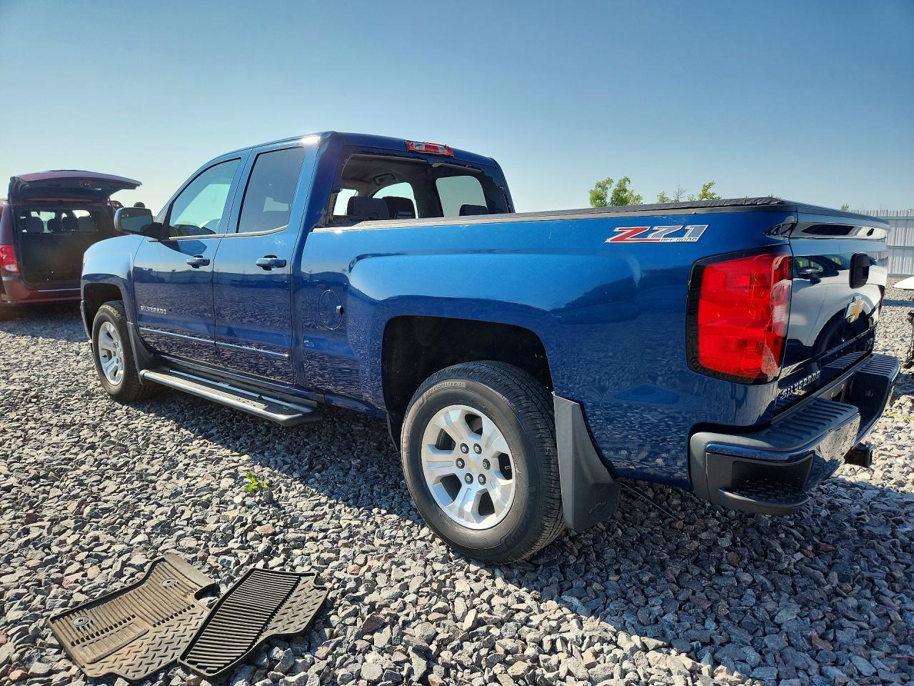 2017 CHEVROLET SILVERADO K1500 LT — снимка 2