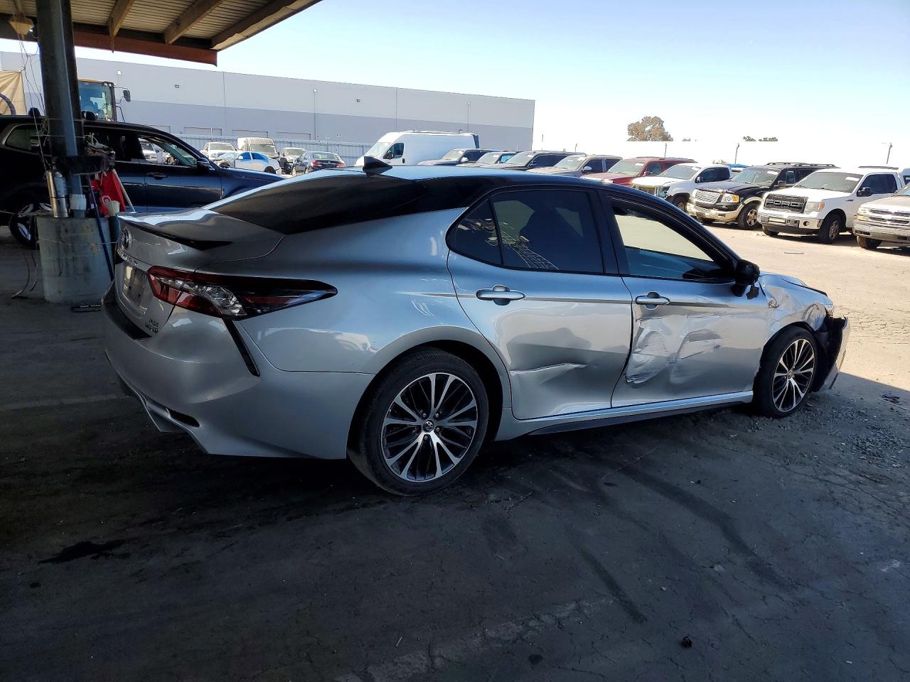 2021 TOYOTA CAMRY XSE — снимка 3
