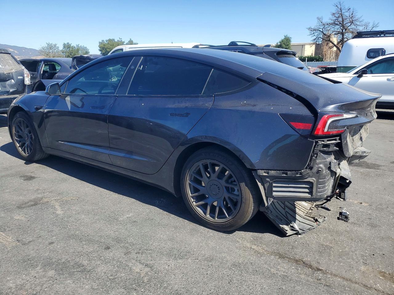 2025 TESLA MODEL 3 — снимка 2