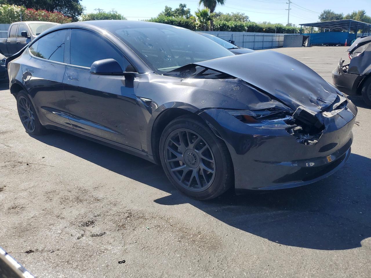 2025 TESLA MODEL 3 — снимка 4