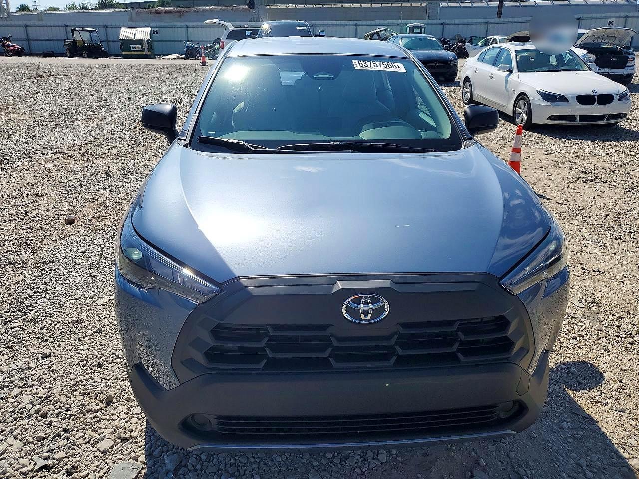 2026 TOYOTA COROLLA CROSS L — снимка 5