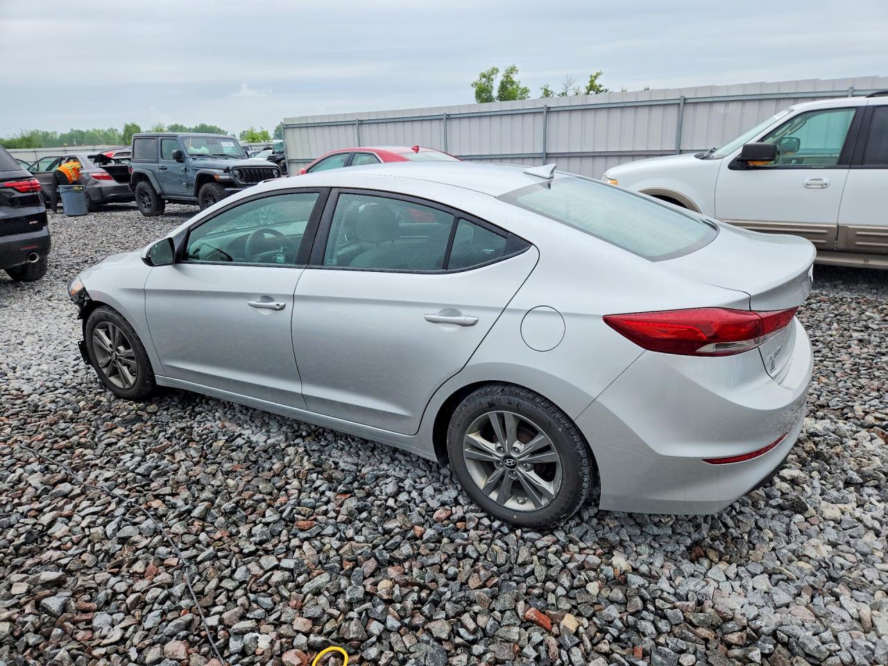 2017 HYUNDAI ELANTRA SE — снимка 2