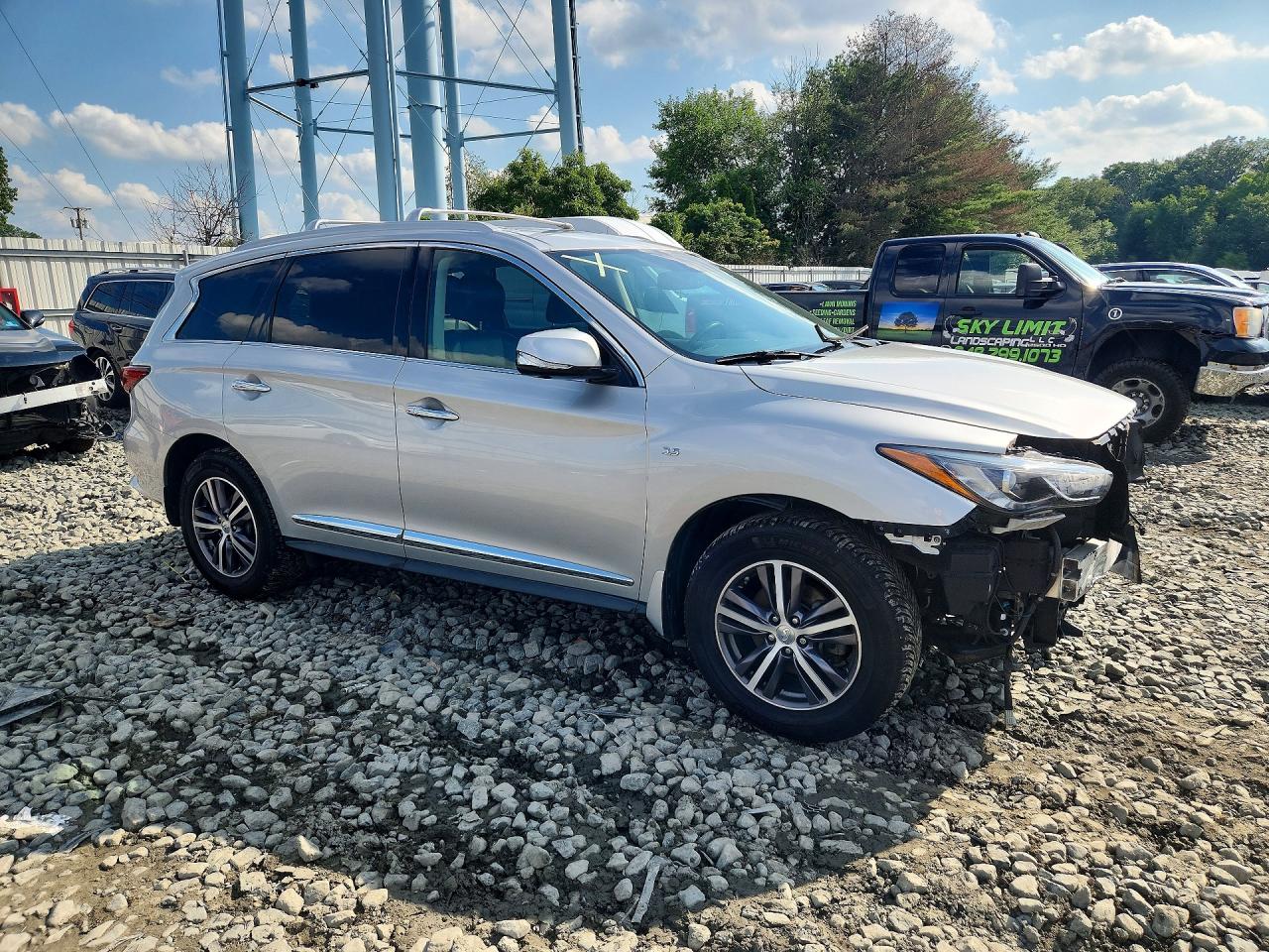 2017 INFINITI QX60 BASE — снимка 4