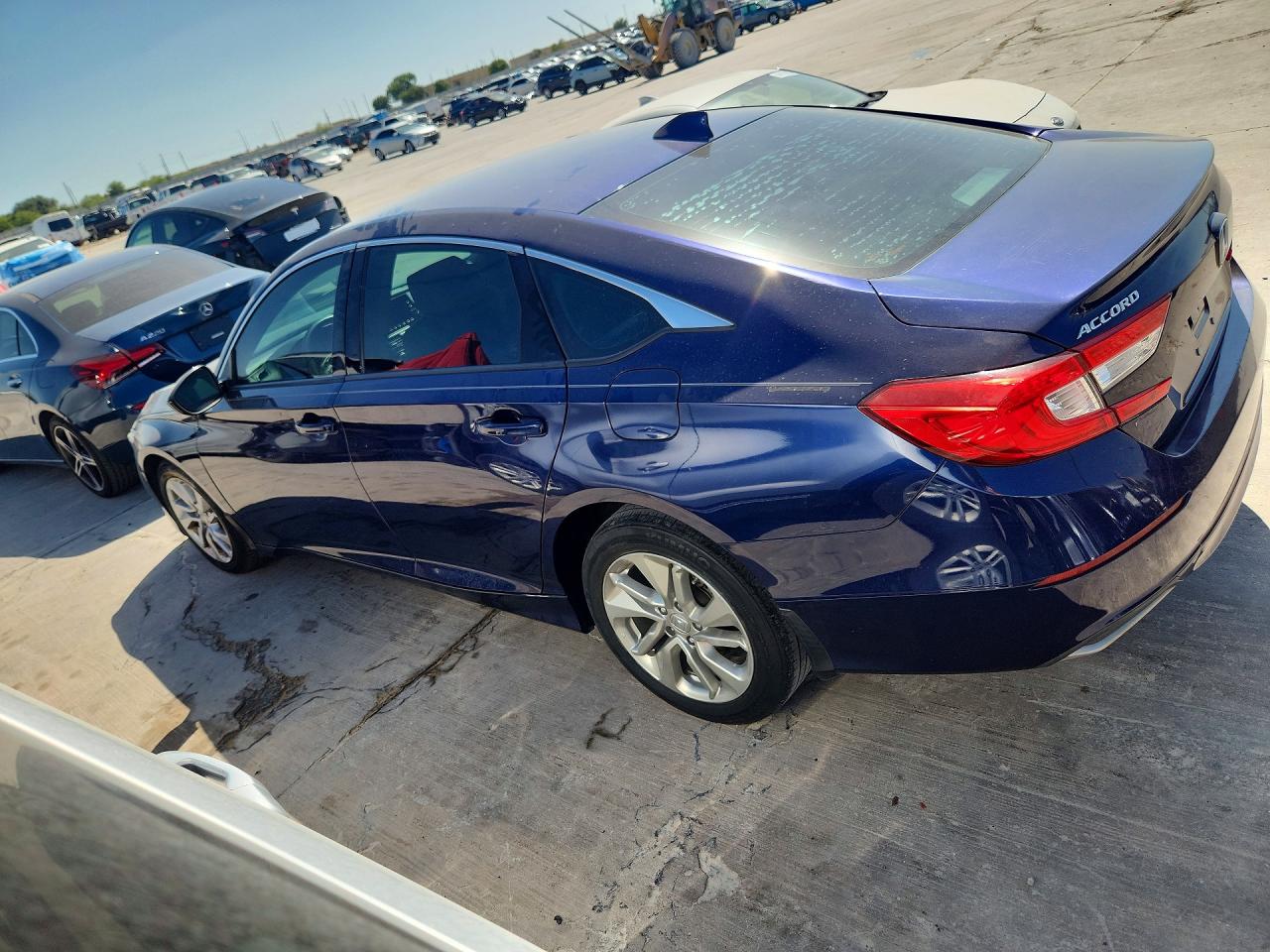2020 HONDA ACCORD LX — снимка 2