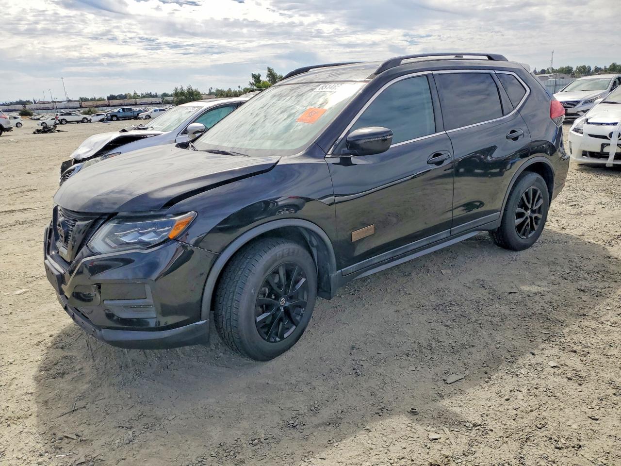 2017 NISSAN ROGUE SV