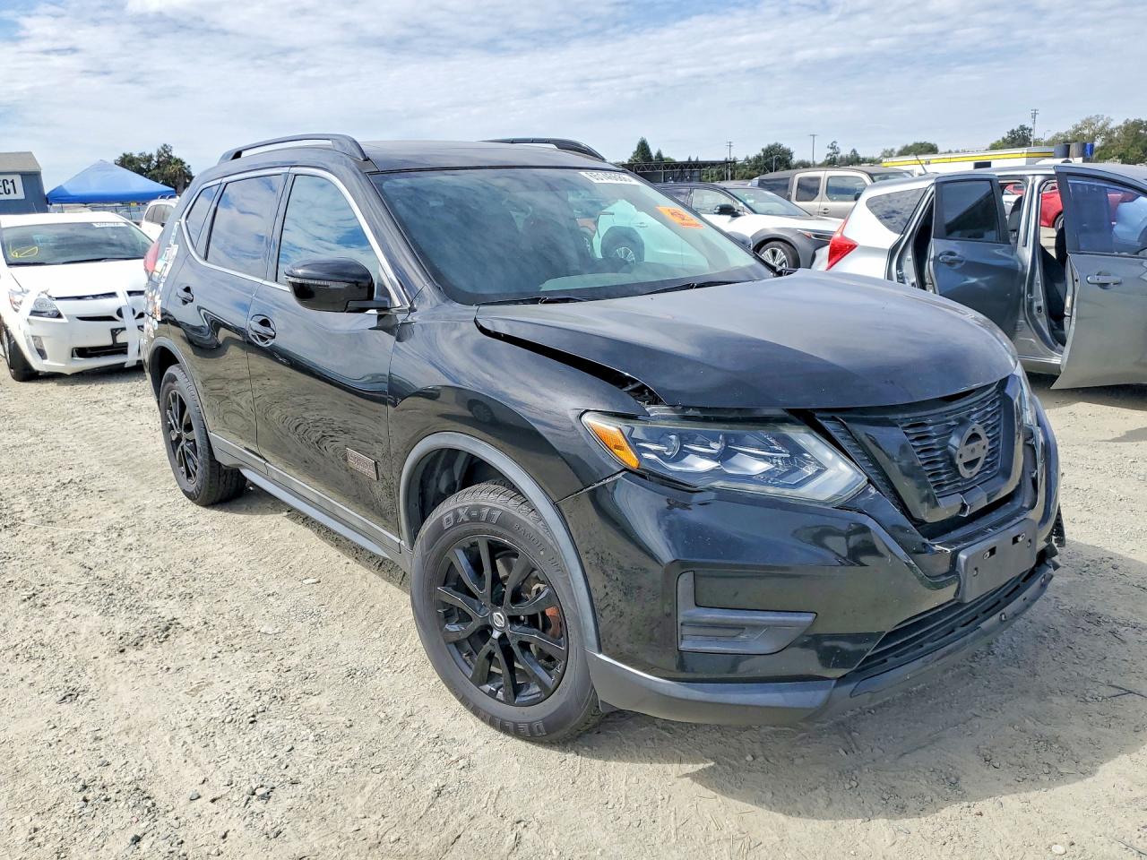 2017 NISSAN ROGUE SV — снимка 4
