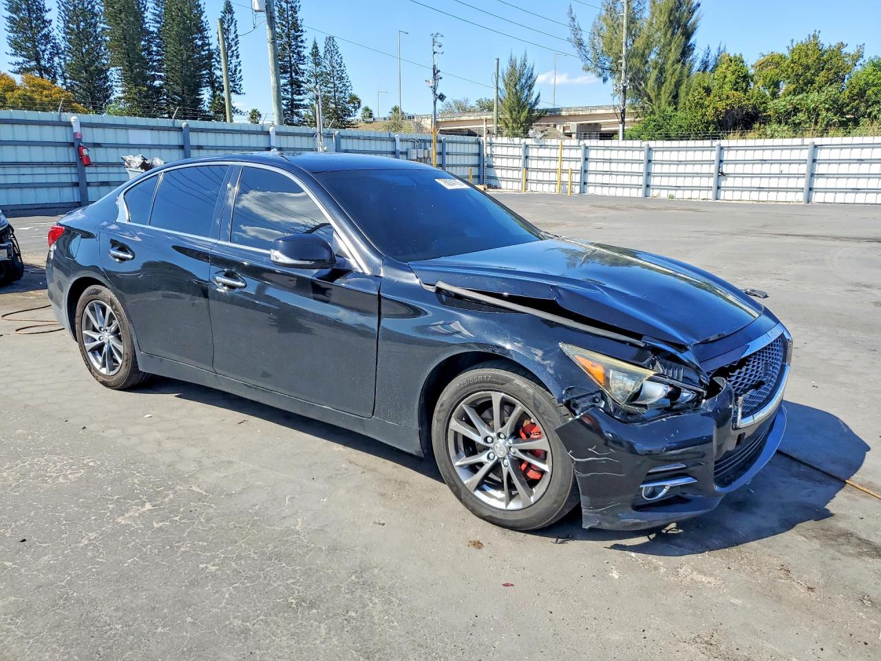 2015 INFINITI Q50 BASE — снимка 4