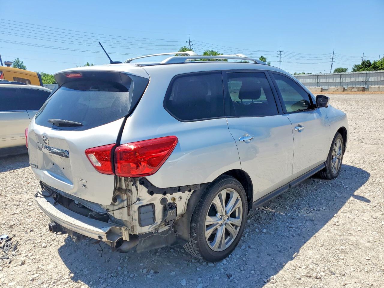 2018 NISSAN PATHFINDER SL — снимка 3