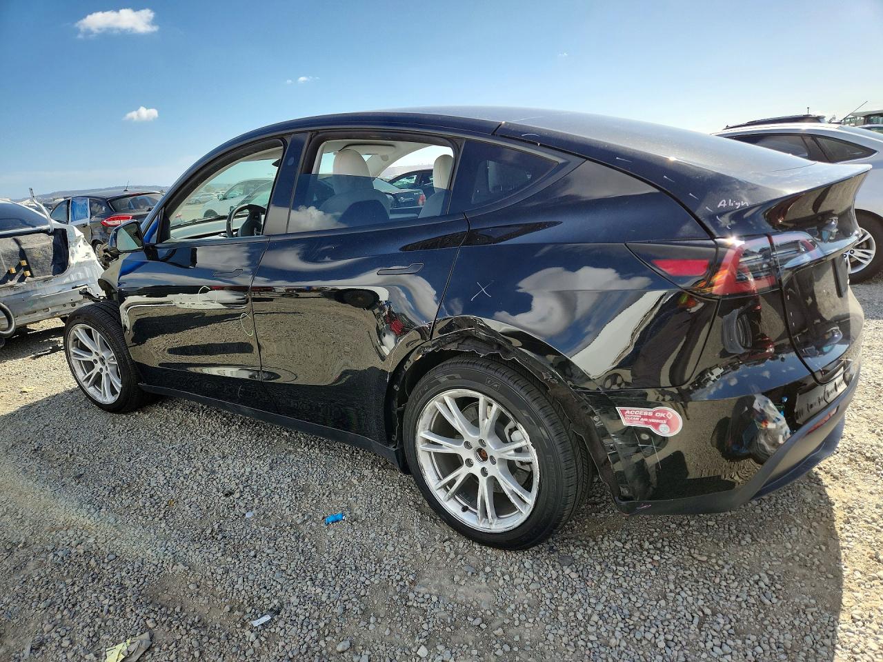 2023 TESLA MODEL Y — снимка 2