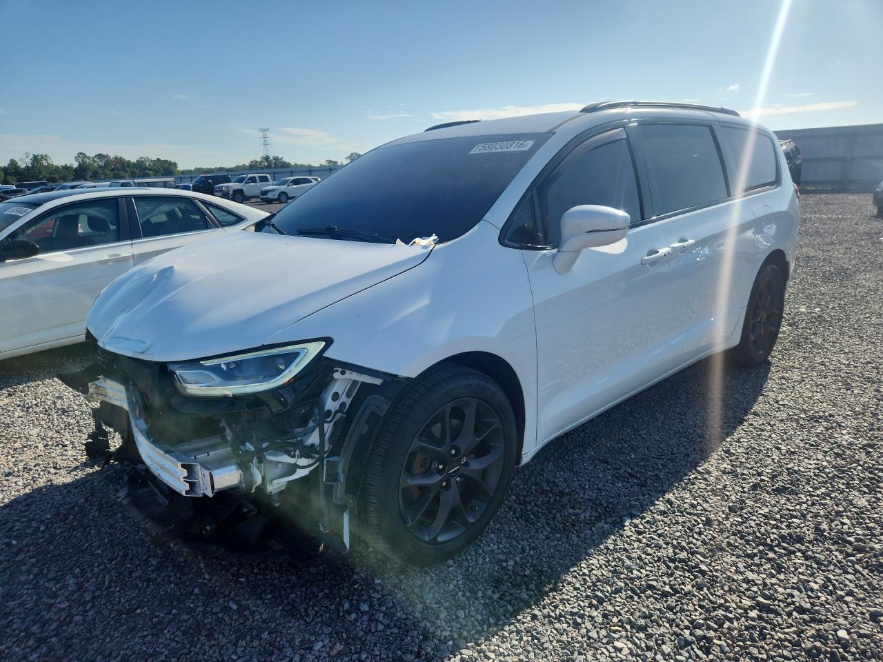 2022 CHRYSLER PACIFICA TOURING L