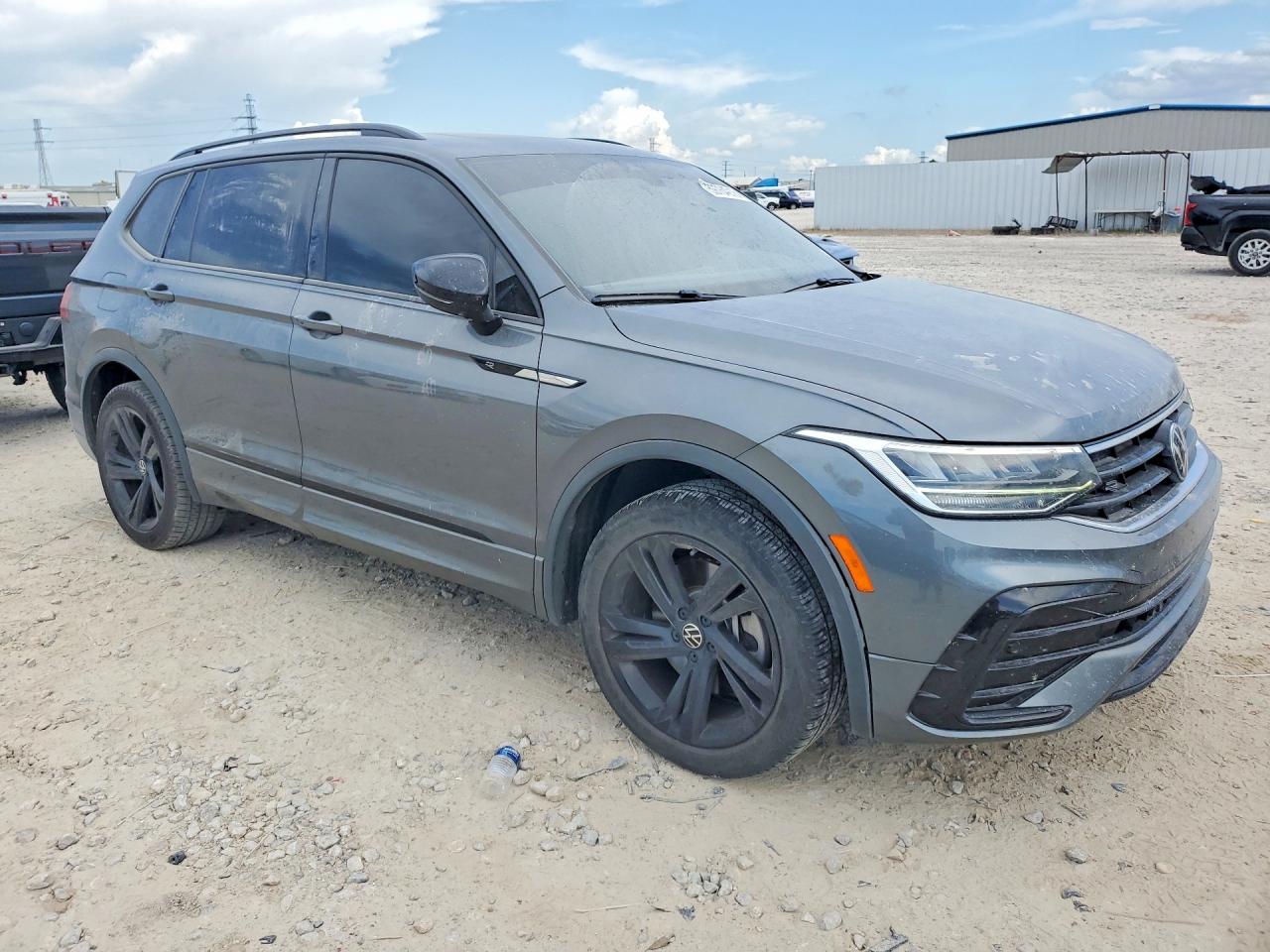 2024 VOLKSWAGEN TIGUAN SE R-LINE BLACK — снимка 4