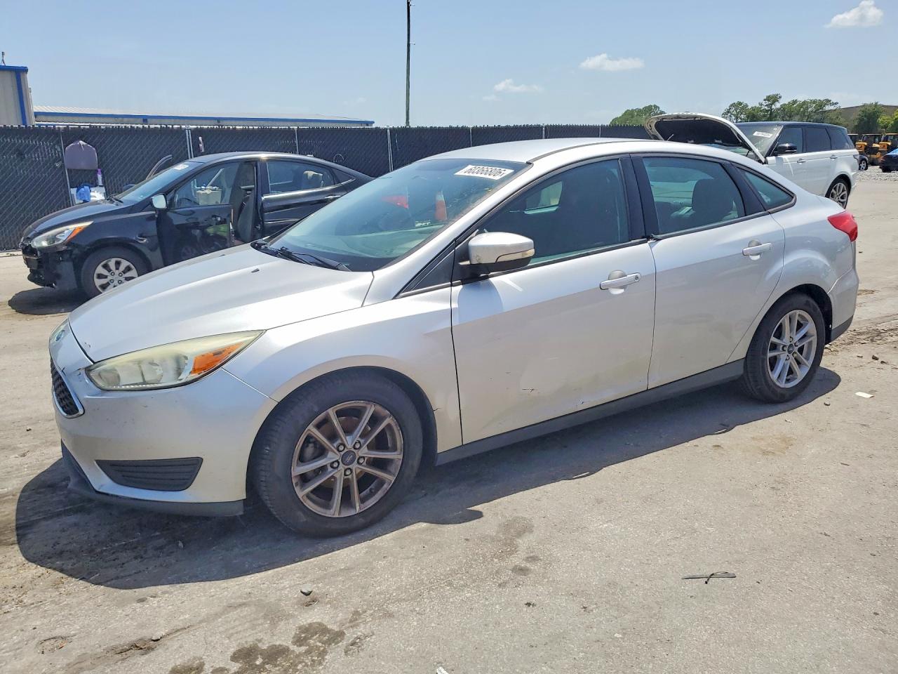 2015 FORD FOCUS SE