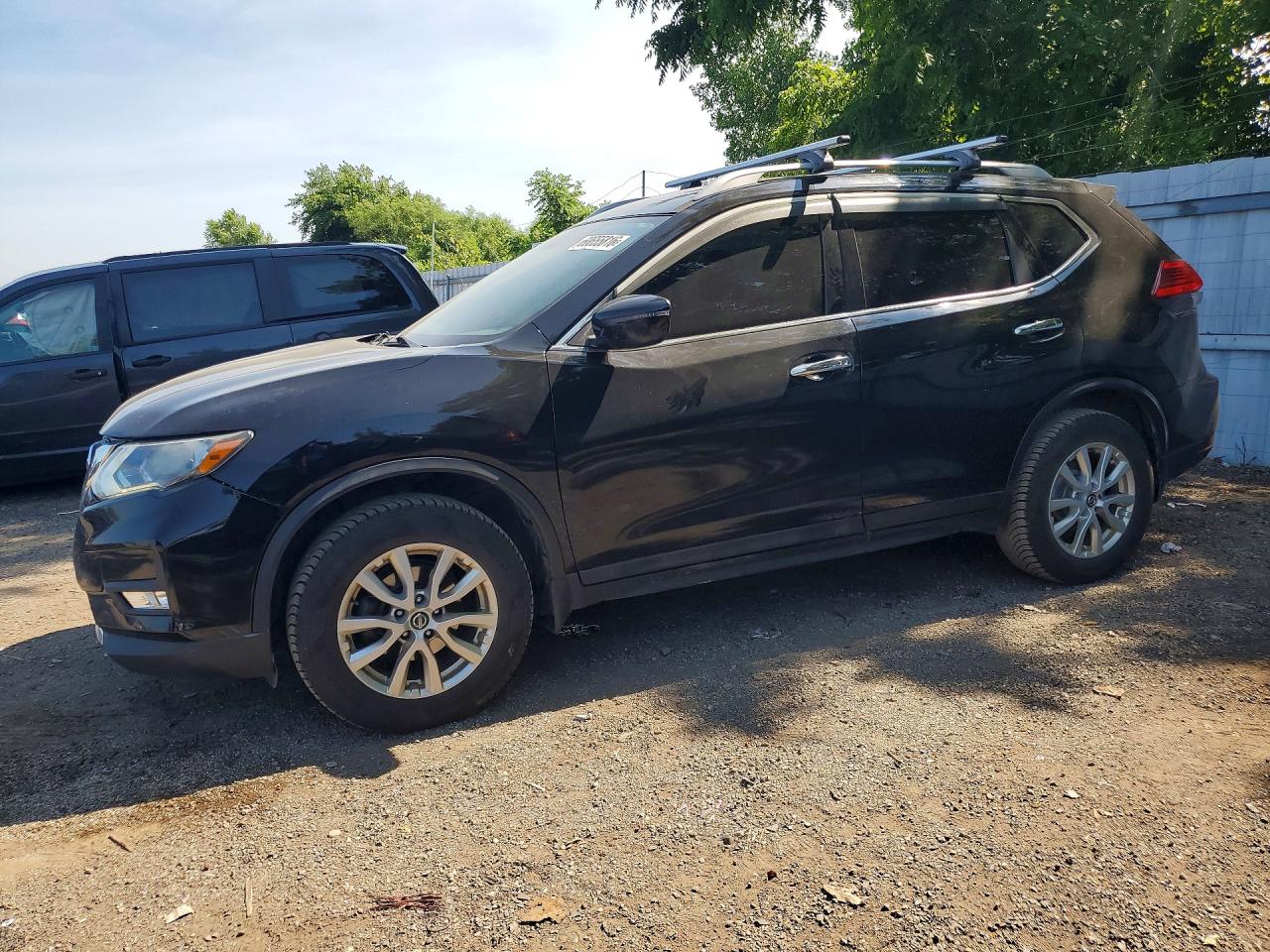 2017 NISSAN ROGUE S