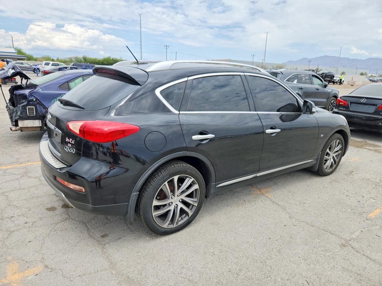 2016 INFINITI QX50 BASE — снимка 3