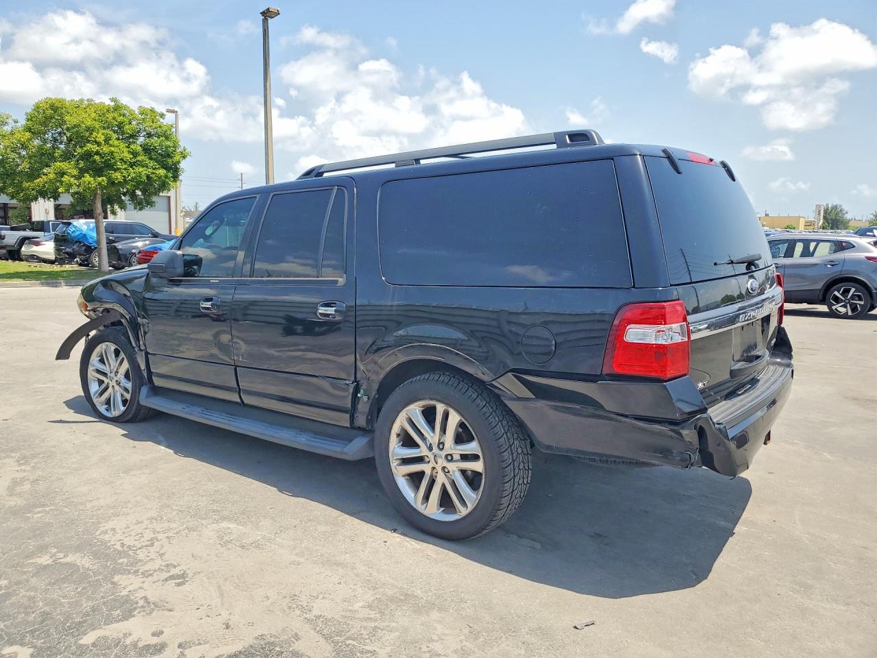 2016 FORD EXPEDITION EL XLT — снимка 2