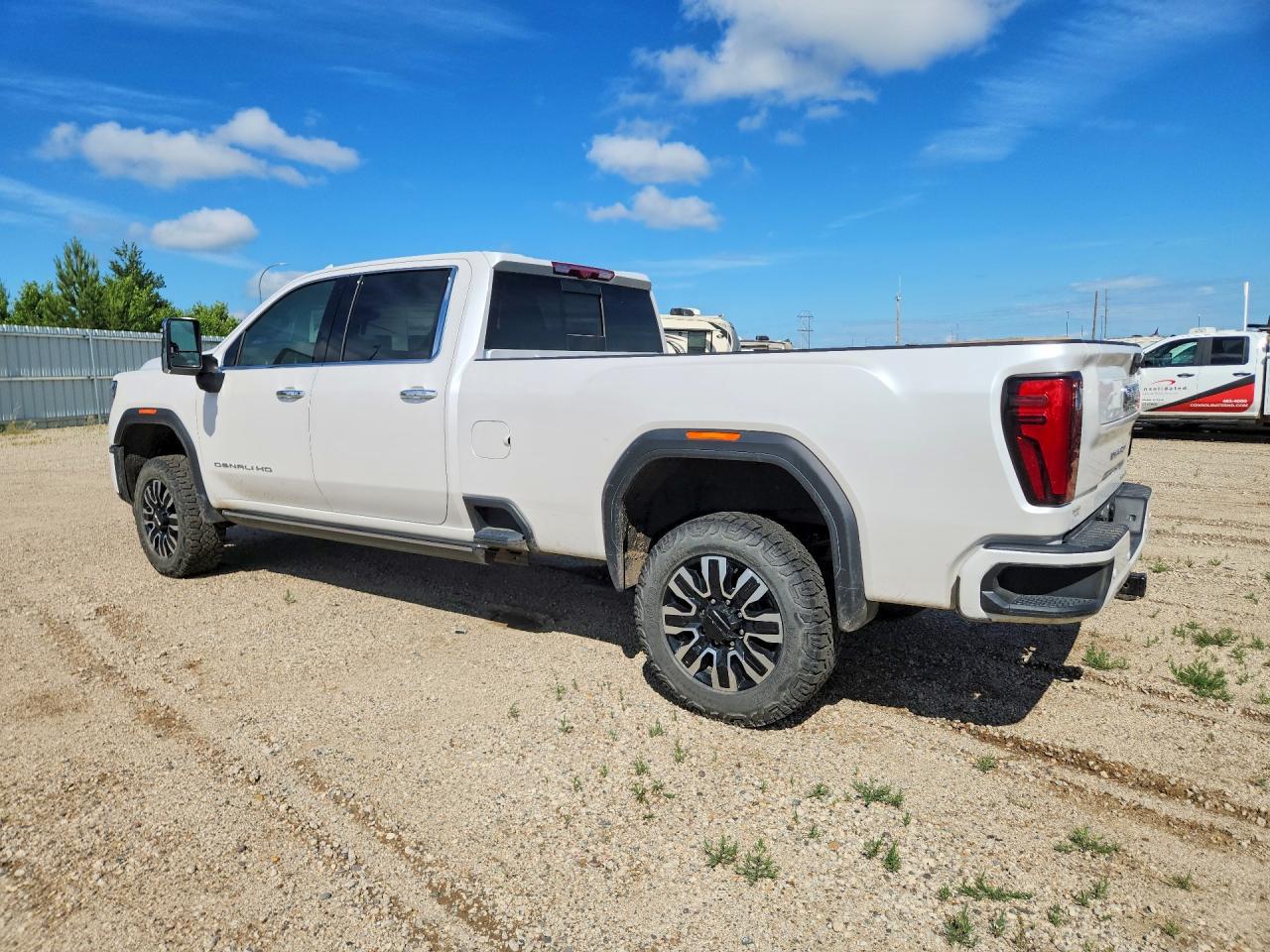 2024 GMC SIERRA K3500 DENALI ULTIMATE — снимка 2