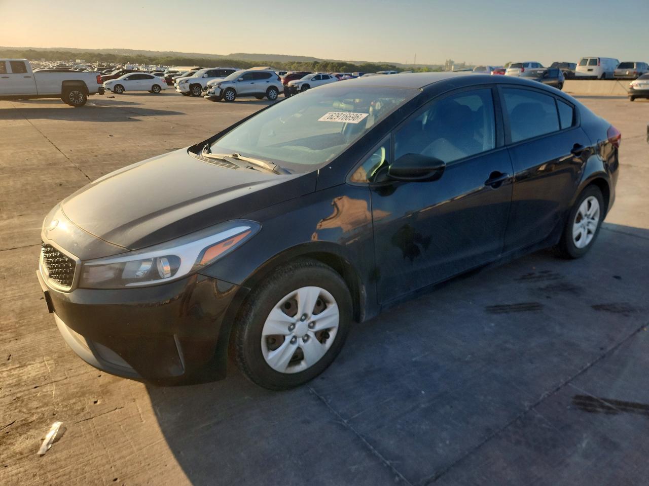 2017 KIA FORTE LX