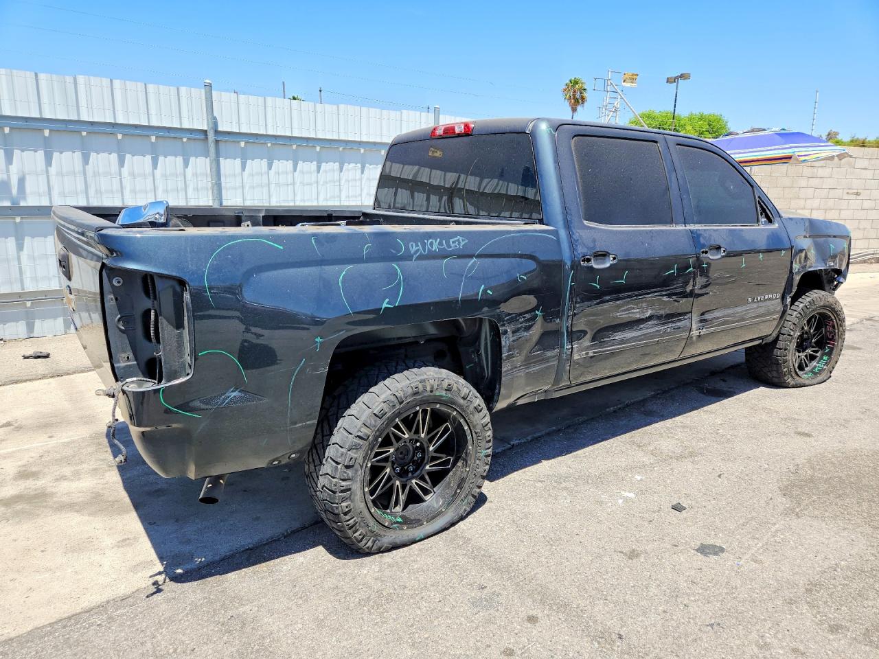 2017 CHEVROLET SILVERADO C1500 LT — снимка 3