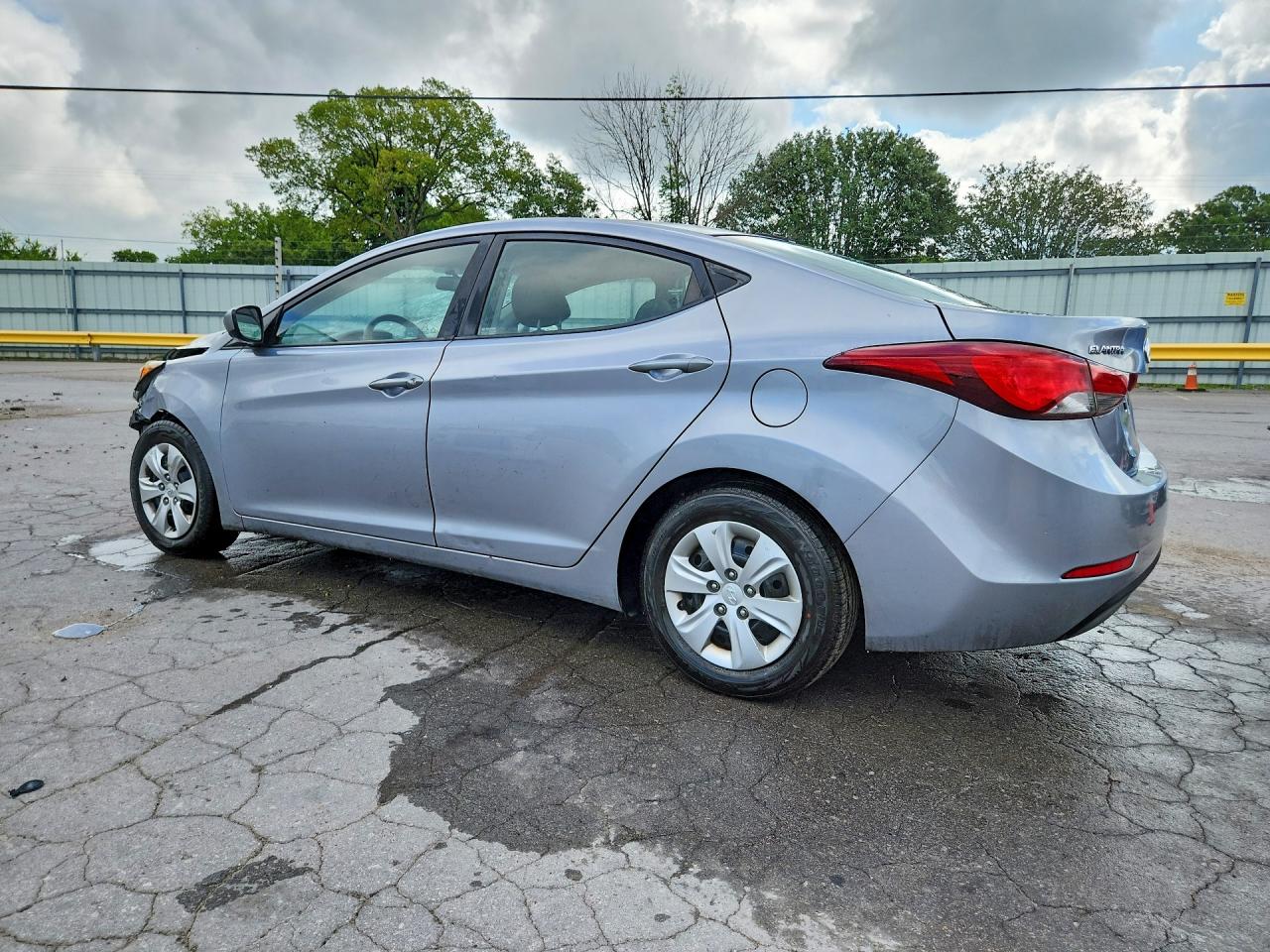 2016 HYUNDAI ELANTRA SE — снимка 2