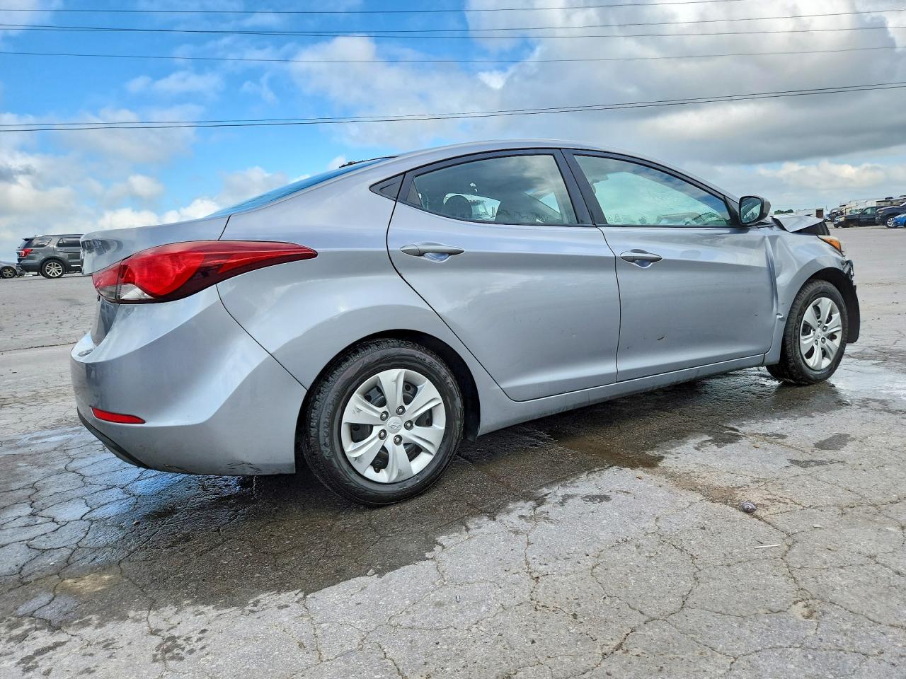2016 HYUNDAI ELANTRA SE — снимка 3