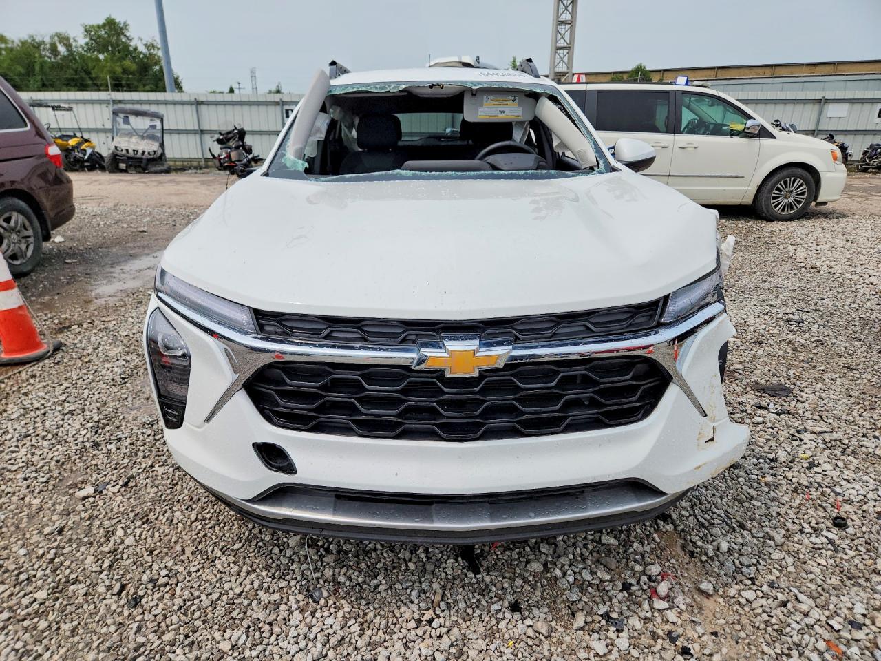 2026 CHEVROLET TRAX 1LT — снимка 5