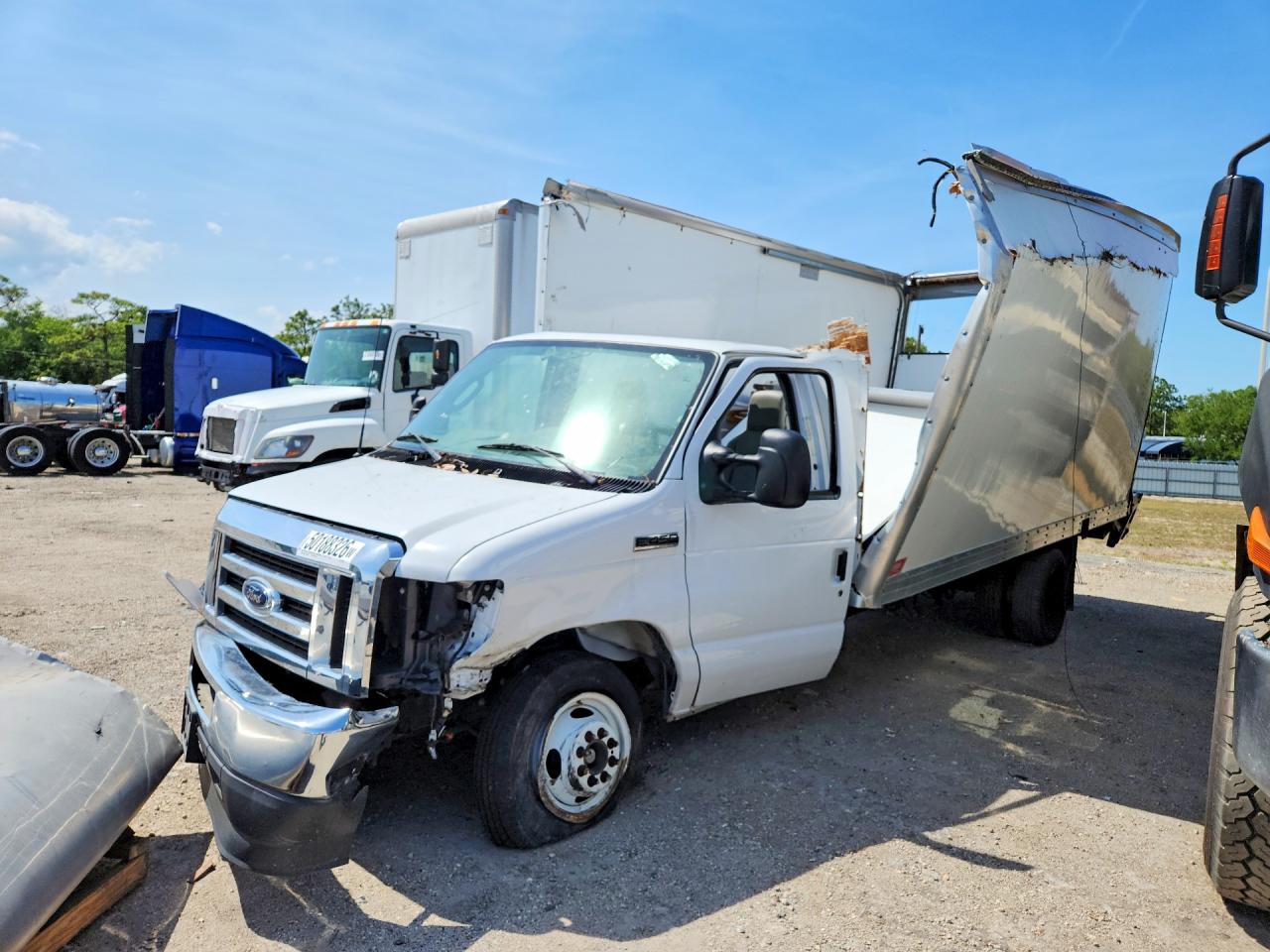 2023 FORD ECONOLINE E450 SUPER DUTY CUTAWAY VAN