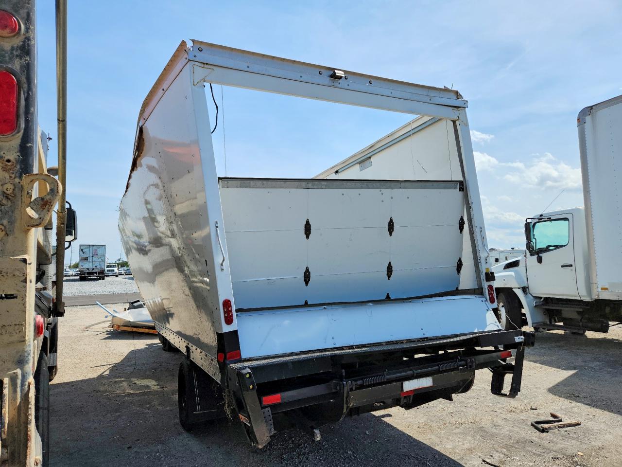 2023 FORD ECONOLINE E450 SUPER DUTY CUTAWAY VAN — снимка 2