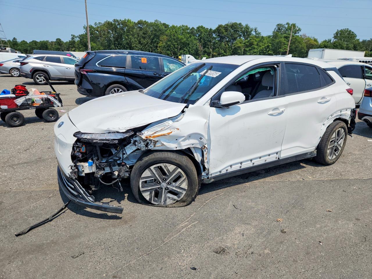 2023 HYUNDAI KONA SE