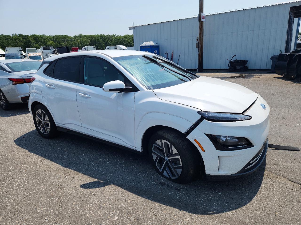 2023 HYUNDAI KONA SE — снимка 4