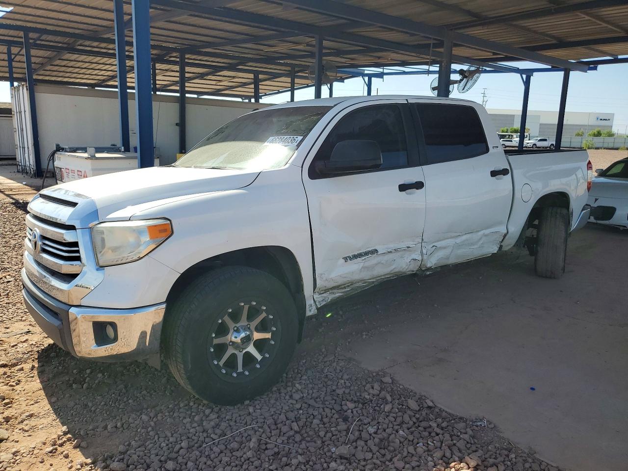 2016 TOYOTA TUNDRA CREWMAX SR5