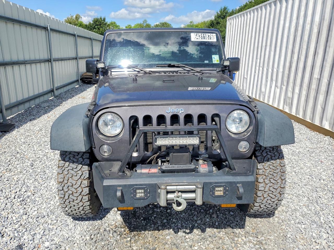 2016 JEEP WRANGLER UNLIMITED SPORT — photo 5