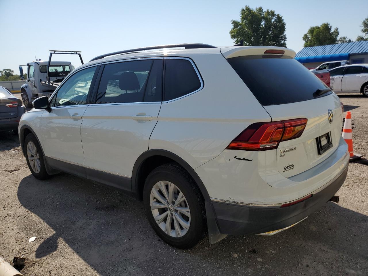 2018 VOLKSWAGEN TIGUAN SE — снимка 2
