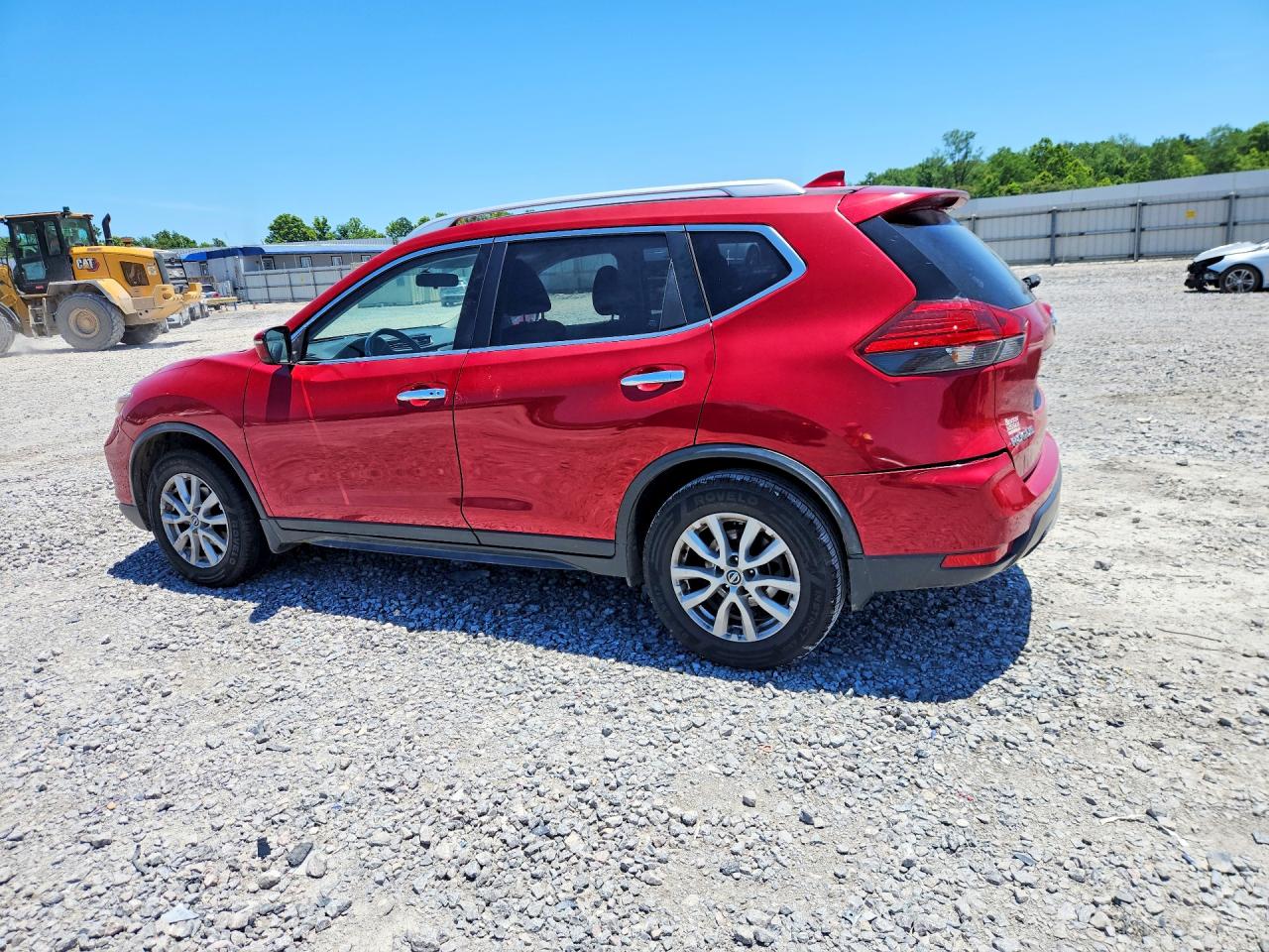 2017 NISSAN ROGUE SV — снимка 2