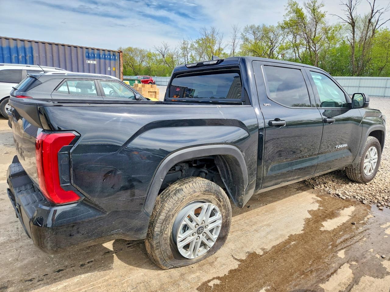 2026 TOYOTA TUNDRA SR5 — снимка 3